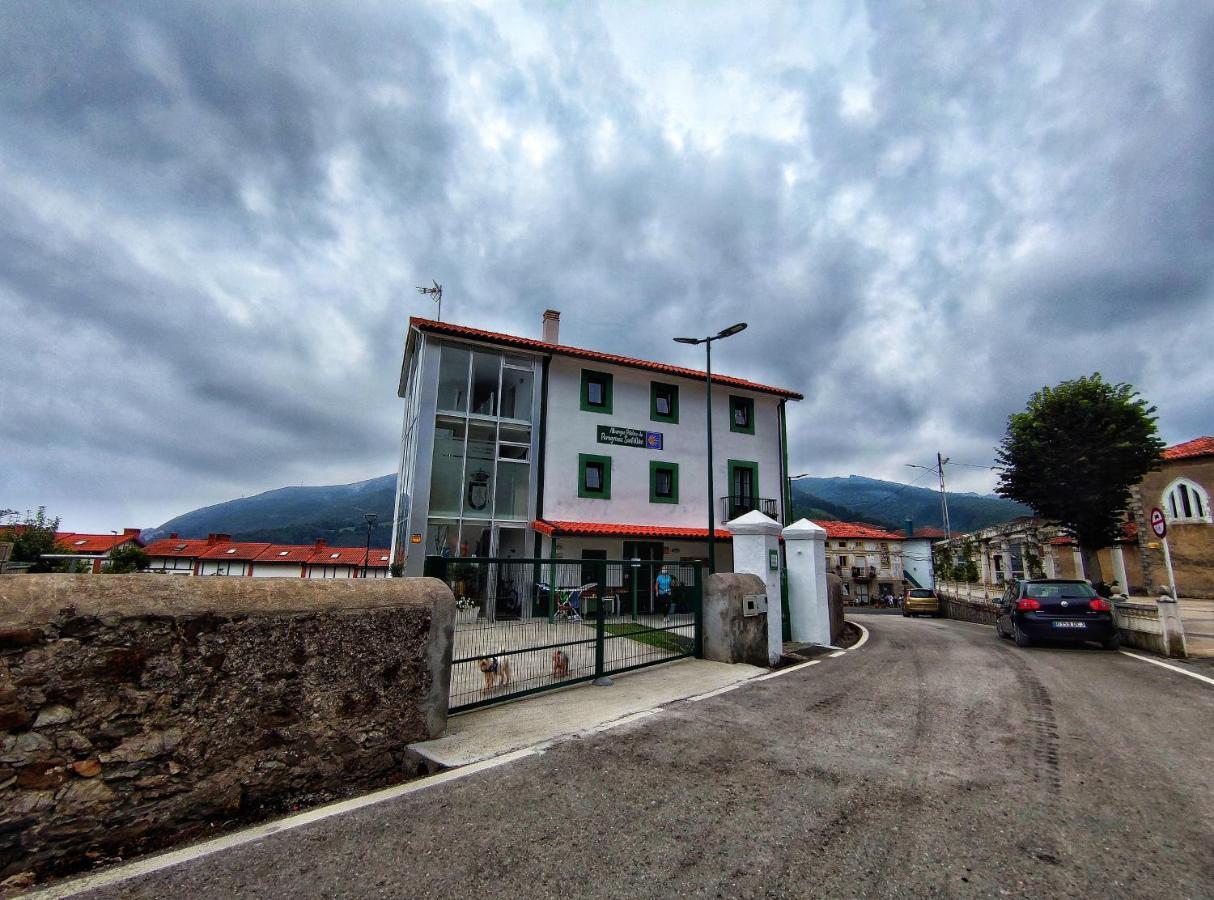 Albergue De Santullan Castro Urdiales Ngoại thất bức ảnh